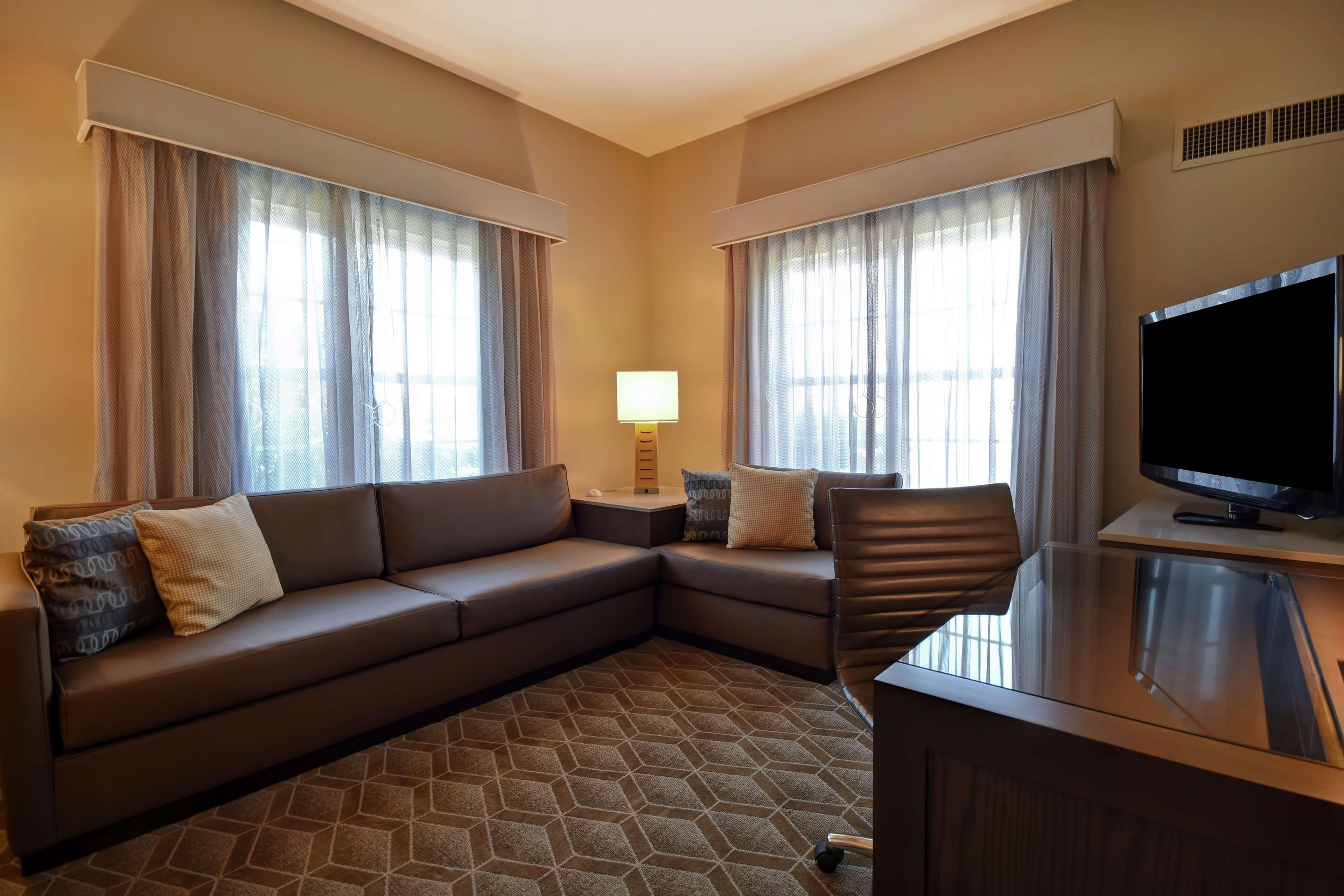 Homewood Suites By Hilton At The Waterfront Wichita Eksteriør billede