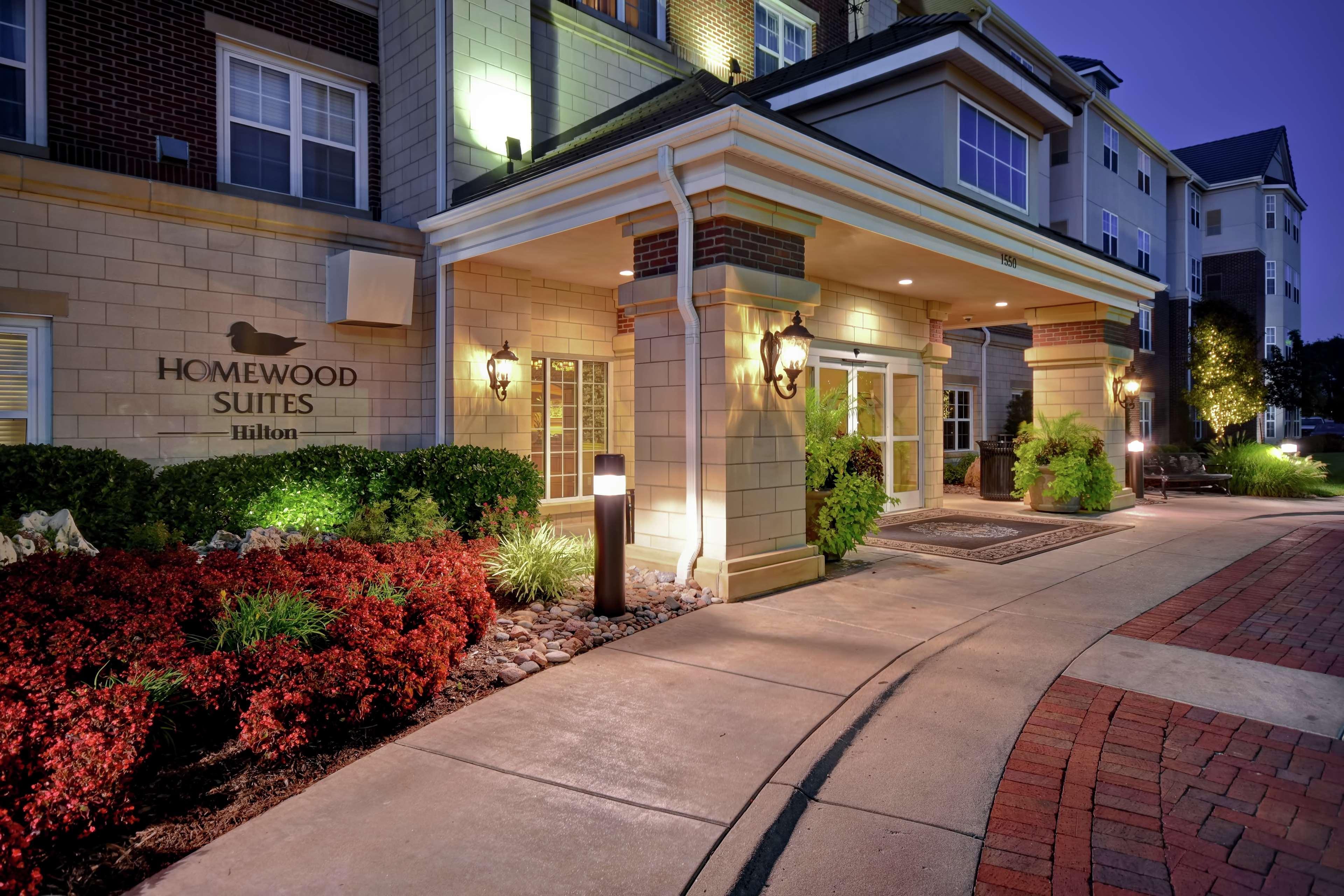 Homewood Suites By Hilton At The Waterfront Wichita Eksteriør billede