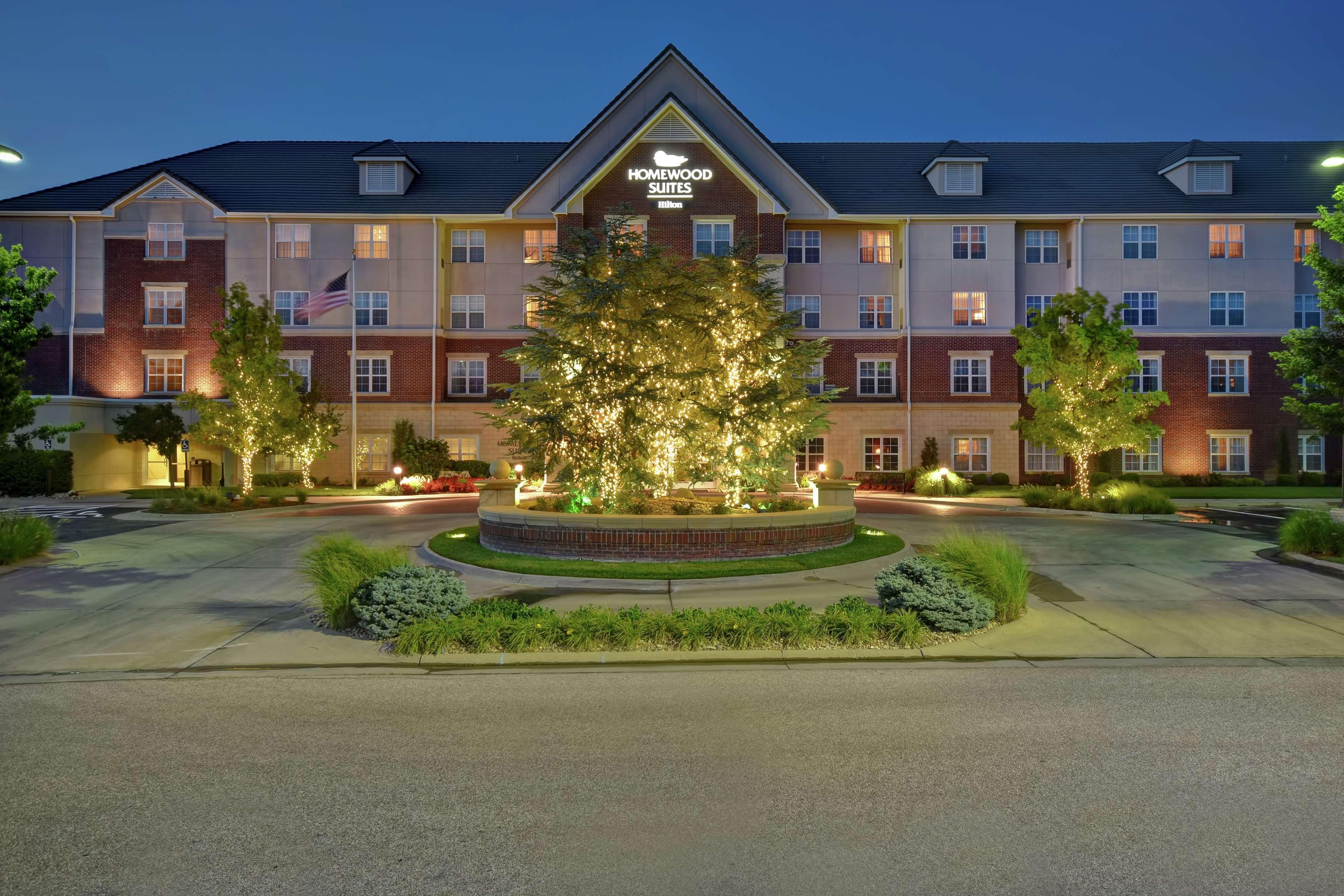 Homewood Suites By Hilton At The Waterfront Wichita Eksteriør billede