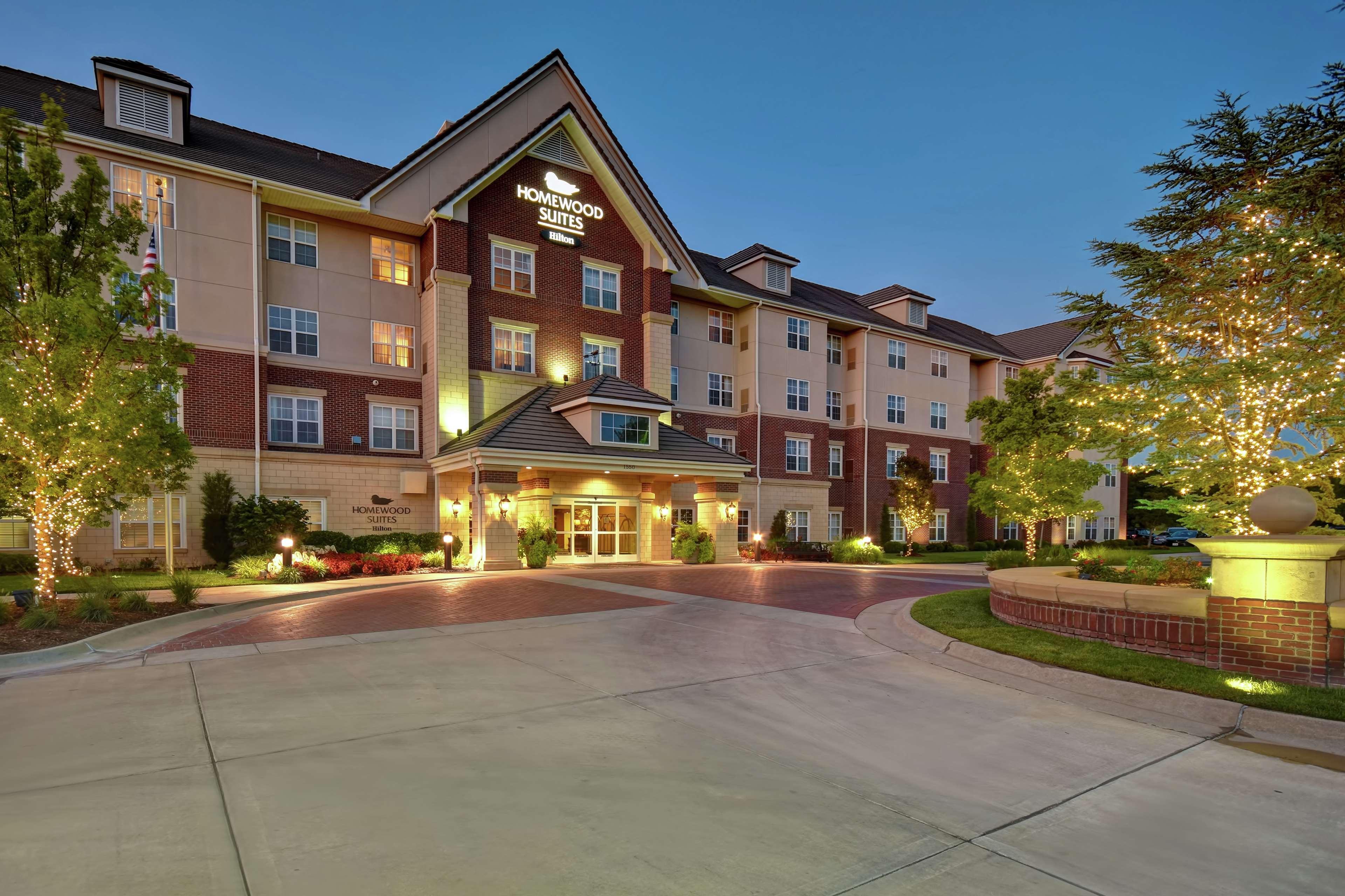 Homewood Suites By Hilton At The Waterfront Wichita Eksteriør billede