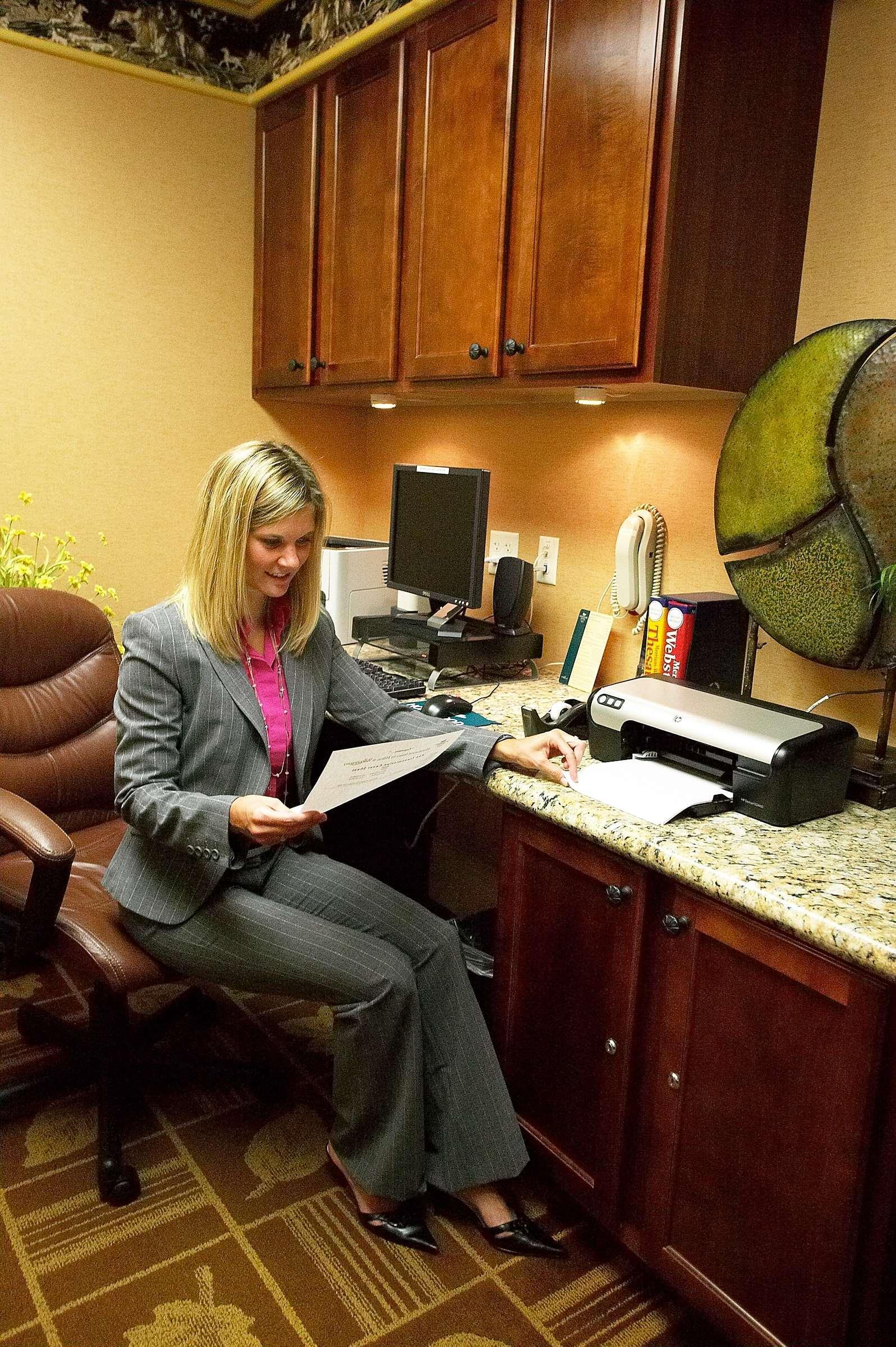 Homewood Suites By Hilton At The Waterfront Wichita Eksteriør billede
