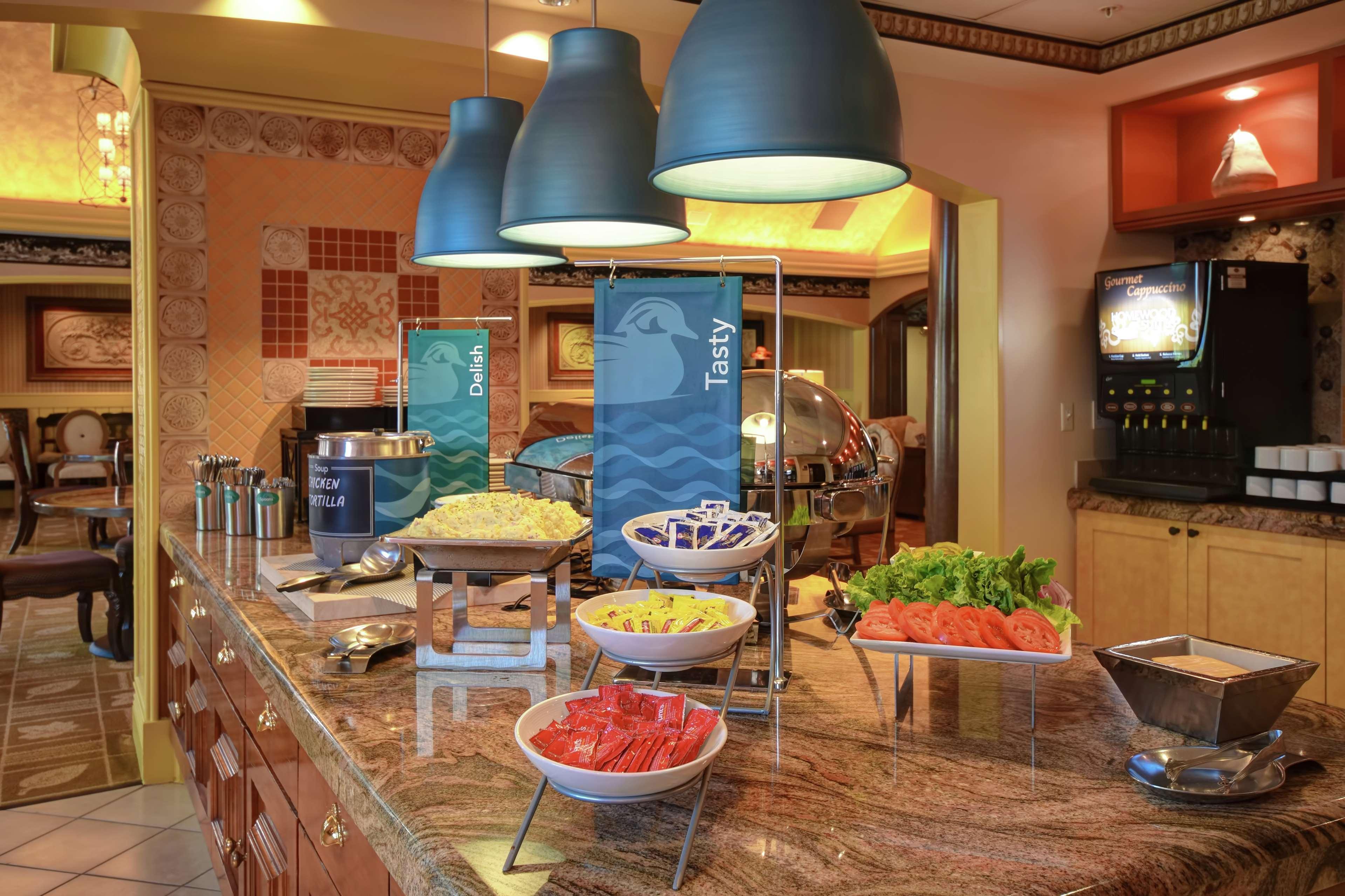 Homewood Suites By Hilton At The Waterfront Wichita Eksteriør billede