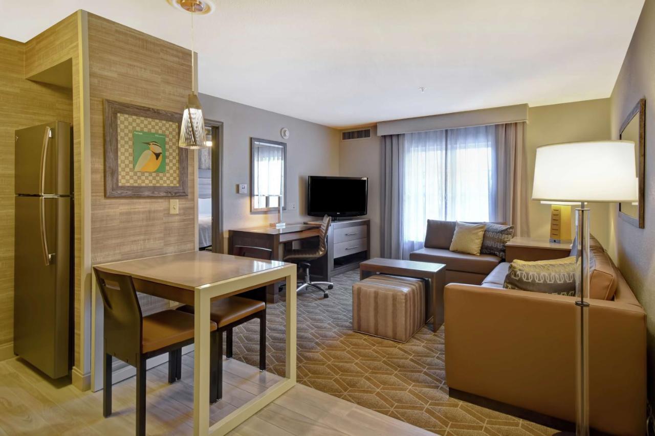 Homewood Suites By Hilton At The Waterfront Wichita Eksteriør billede