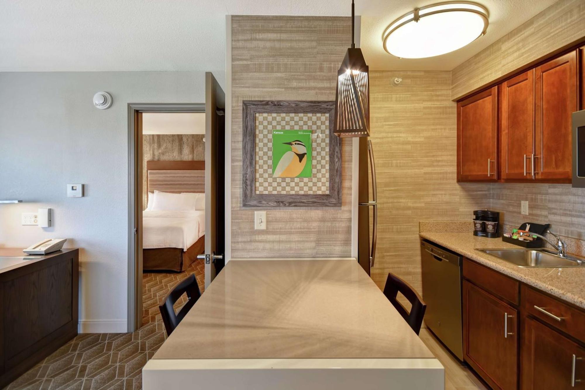 Homewood Suites By Hilton At The Waterfront Wichita Eksteriør billede