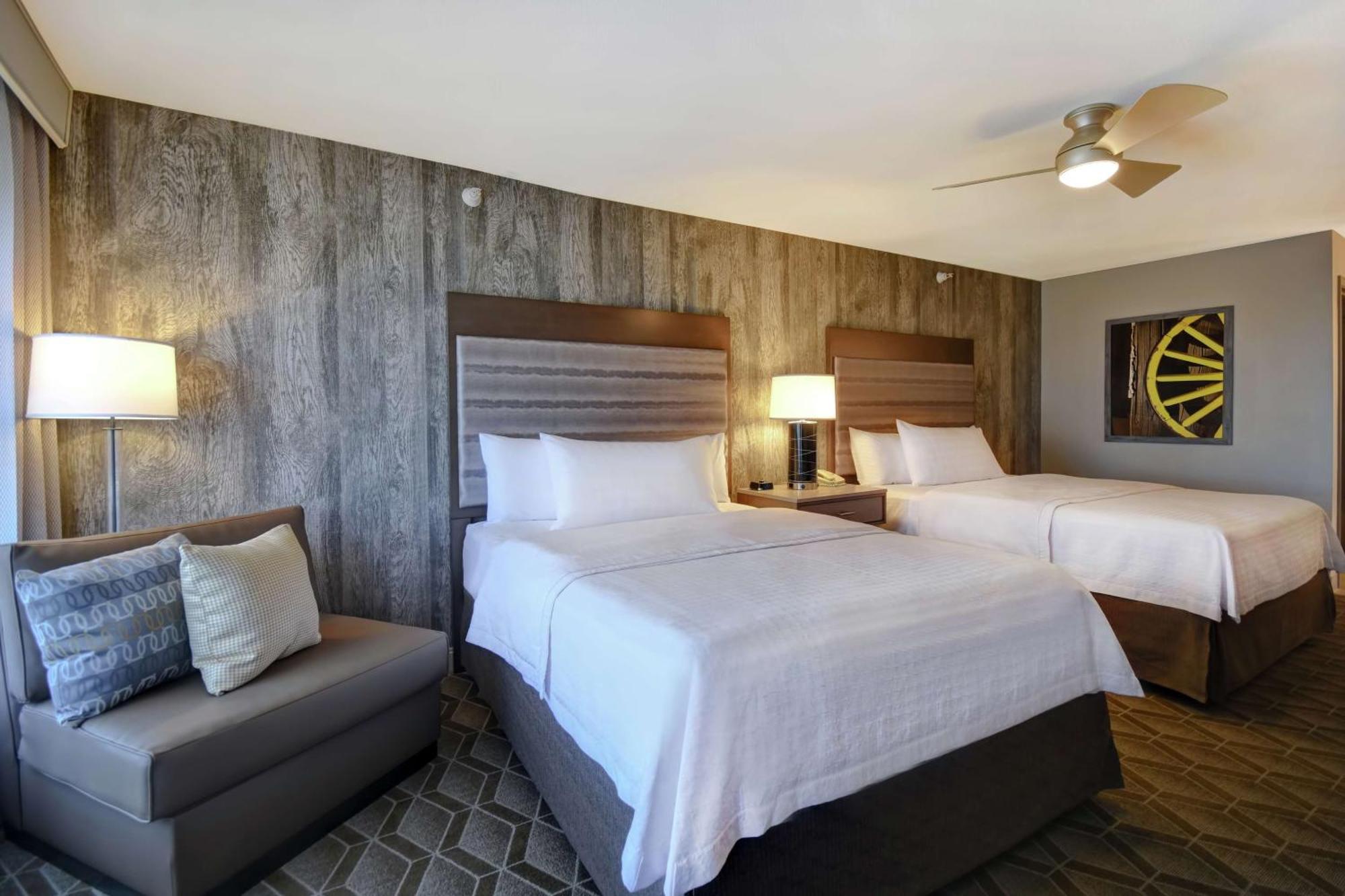 Homewood Suites By Hilton At The Waterfront Wichita Eksteriør billede