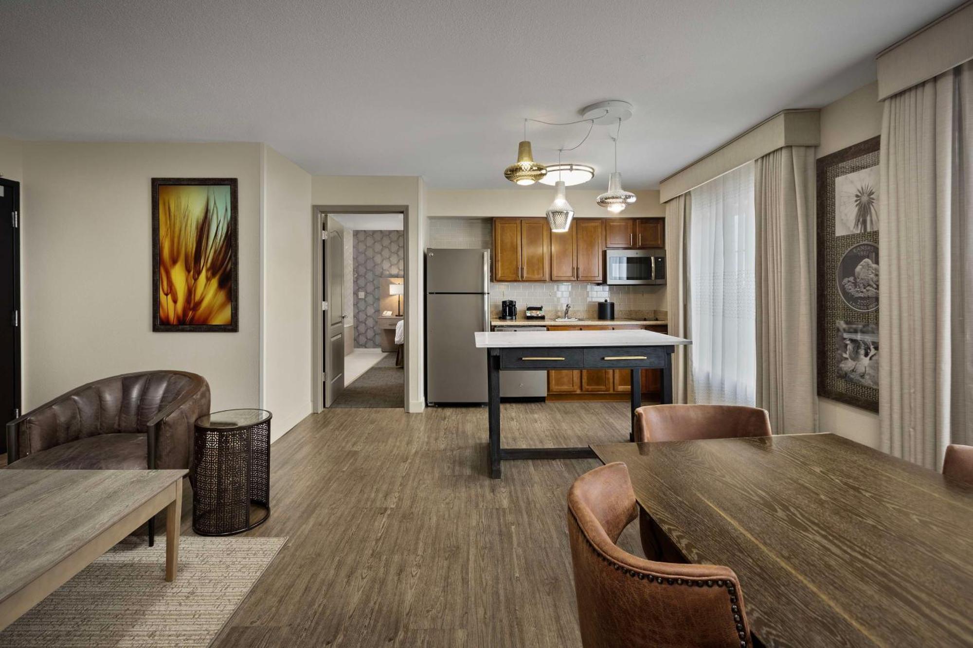 Homewood Suites By Hilton At The Waterfront Wichita Eksteriør billede