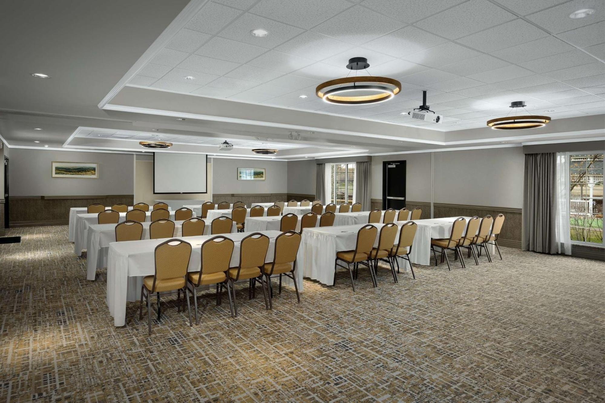 Homewood Suites By Hilton At The Waterfront Wichita Eksteriør billede